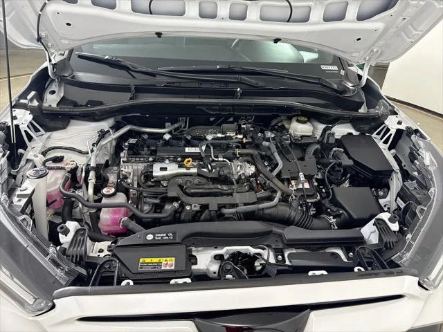 Certified Used 2024 WIND CHILL PEARL Toyota  image 27
