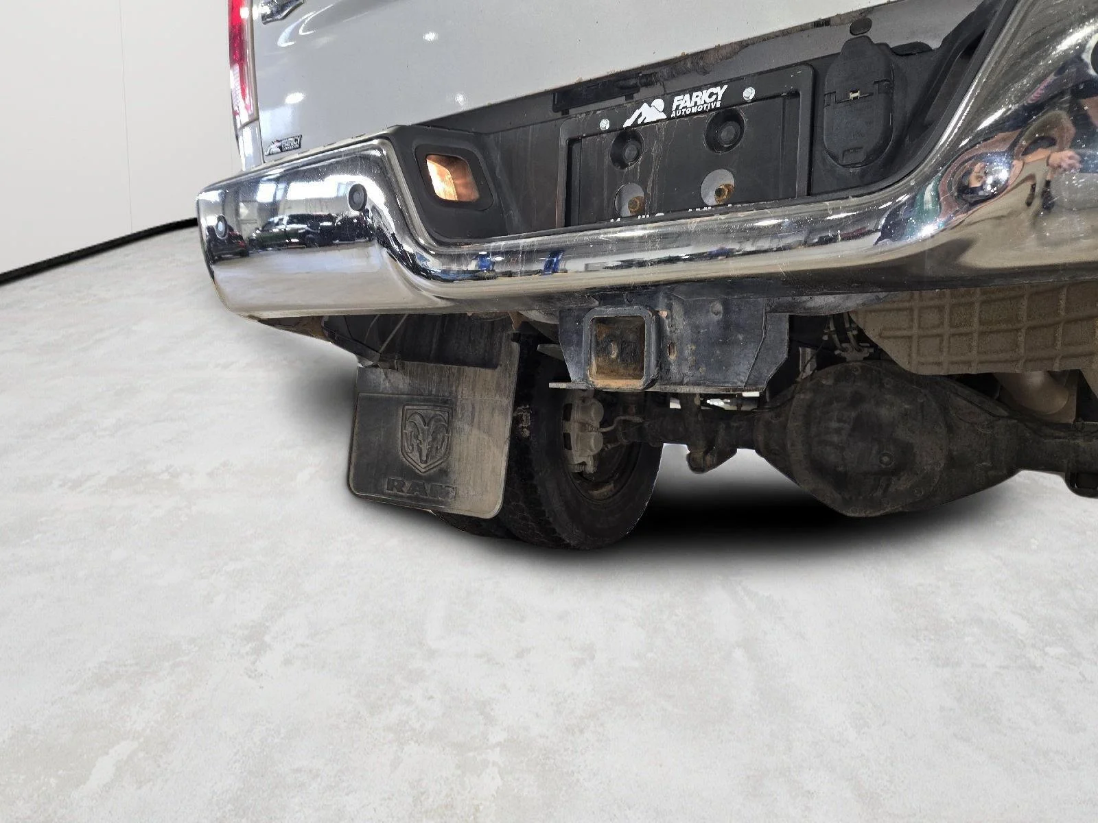 Used 2014 Bright Silver Metallic Clearcoat Ram Laramie image 36