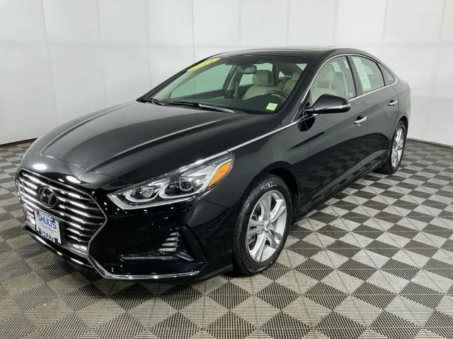 Certified Used 2018 Black Hyundai Limited image 4