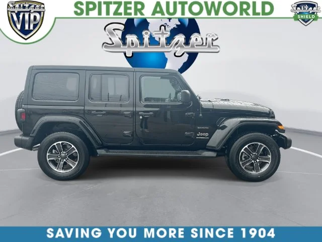 Used 2023 Black Jeep Sahara image 11