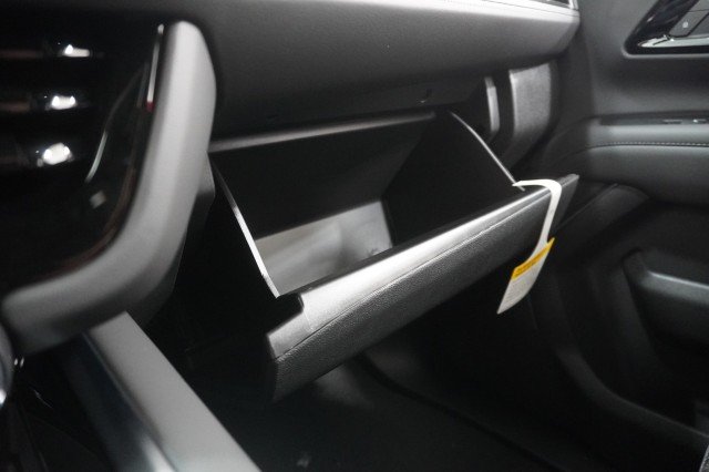 New 2027 Summit White Chevrolet LS image 38