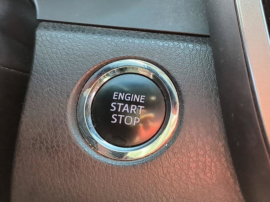Used 2018 Celestial Silver Metallic Toyota XSE image 27