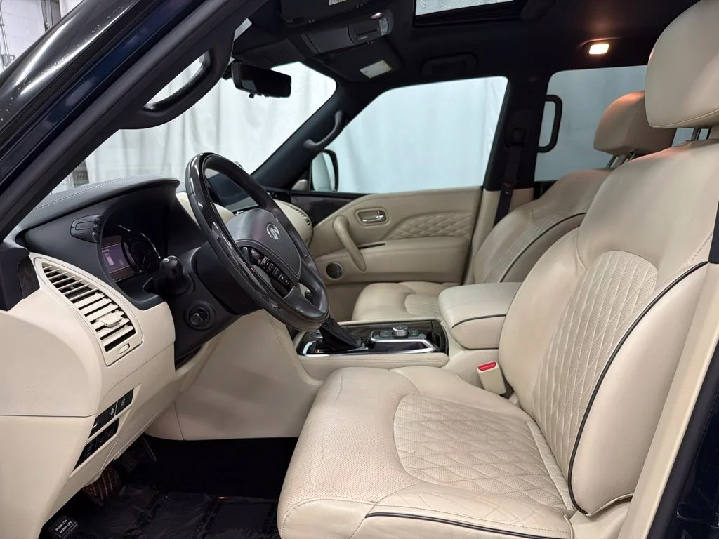 Used 2023 Blue INFINITI Sensory image 13
