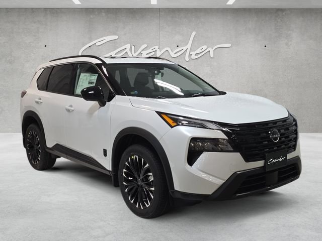 New 2026 Everest White Pearl TriCoat Nissan Dark Armor™ image 2