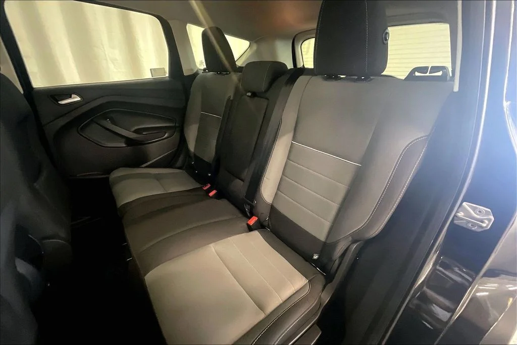 Used 2014 Black Ford SE image 26