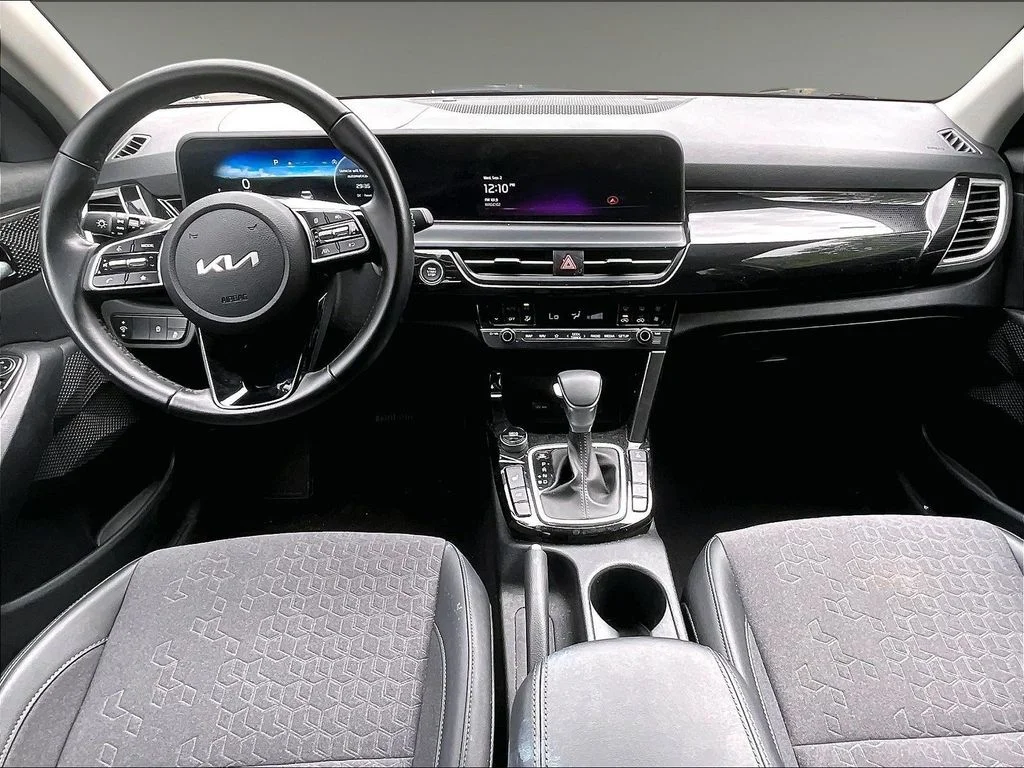 Used 2024 Gray Kia S image 17