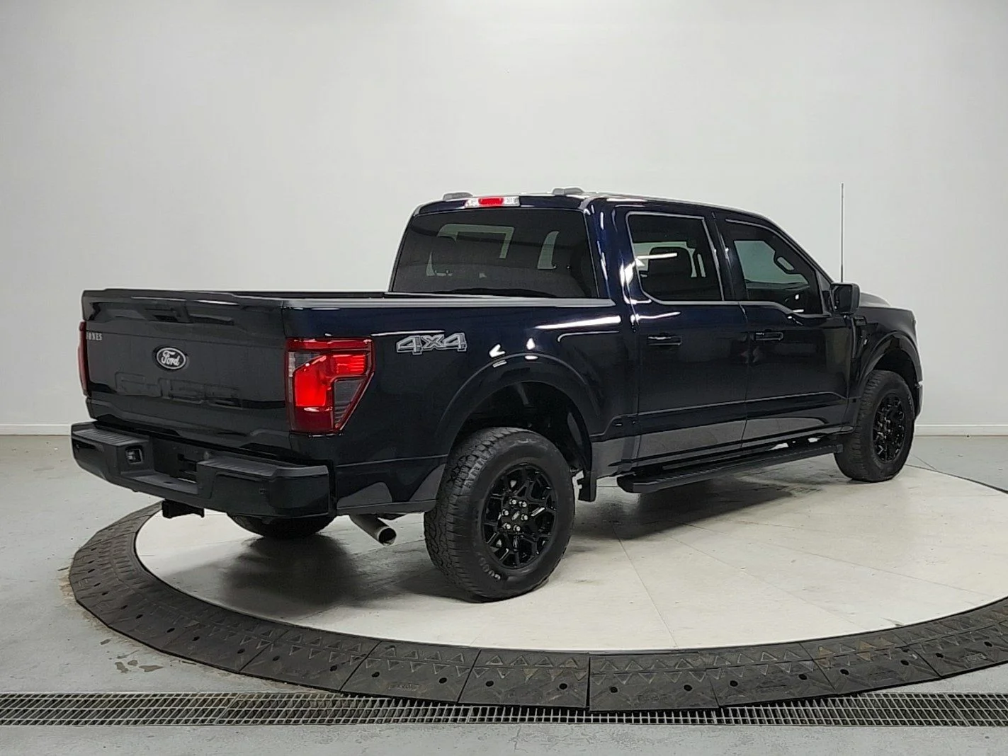 Used 2024  Ford XLT image 7