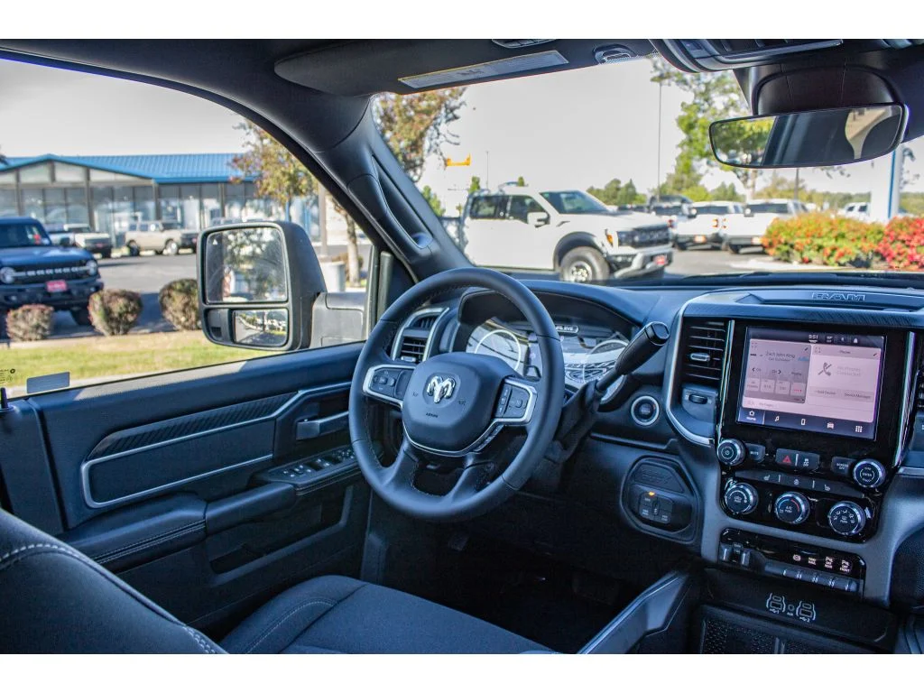 2025 RAM Ram 2500 Pickup Big Horn - Photo 23