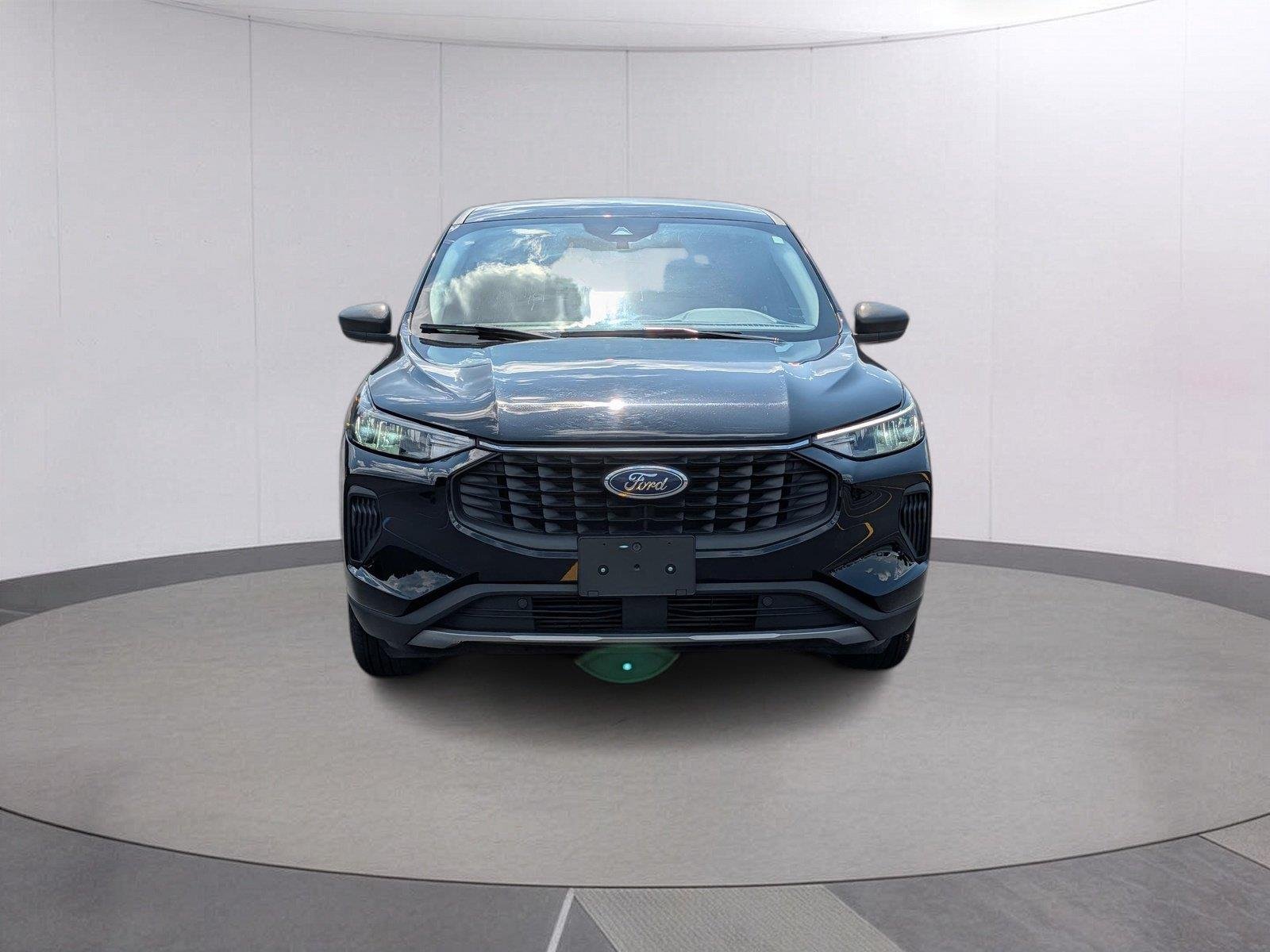 Used 2025 Agate Black Ford Active image 8