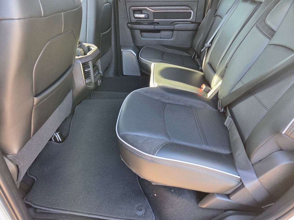 New 2026 Bright White Clear-Coat Exterior Paint RAM Laramie image 7