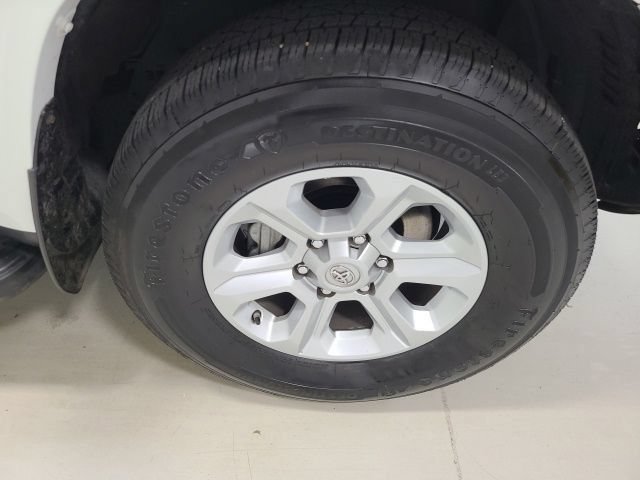 Certified Used 2020 Super White Toyota SR5 image 40