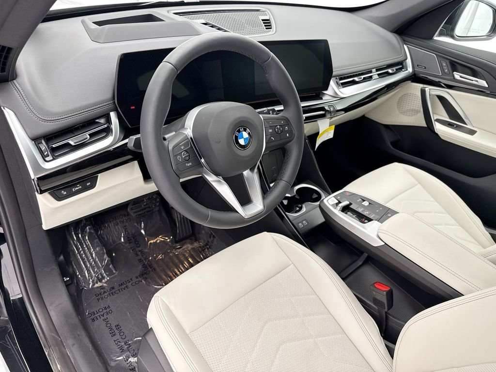 Used 2026 Jet Black BMW xDrive28i image 9