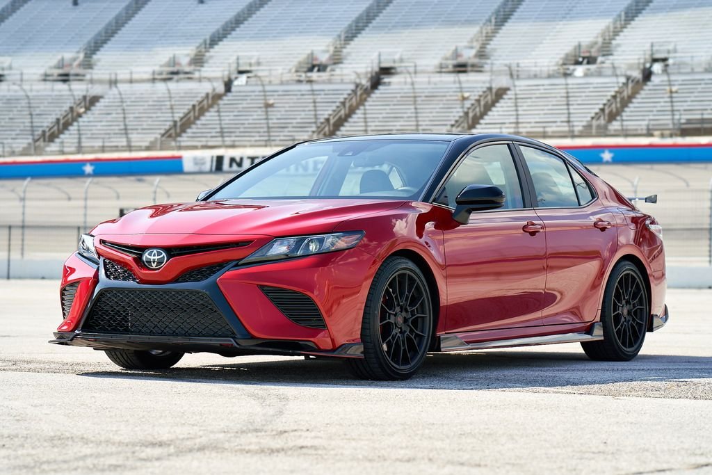 2021 Toyota Camry 3.5 Auto V6 TRD's photo