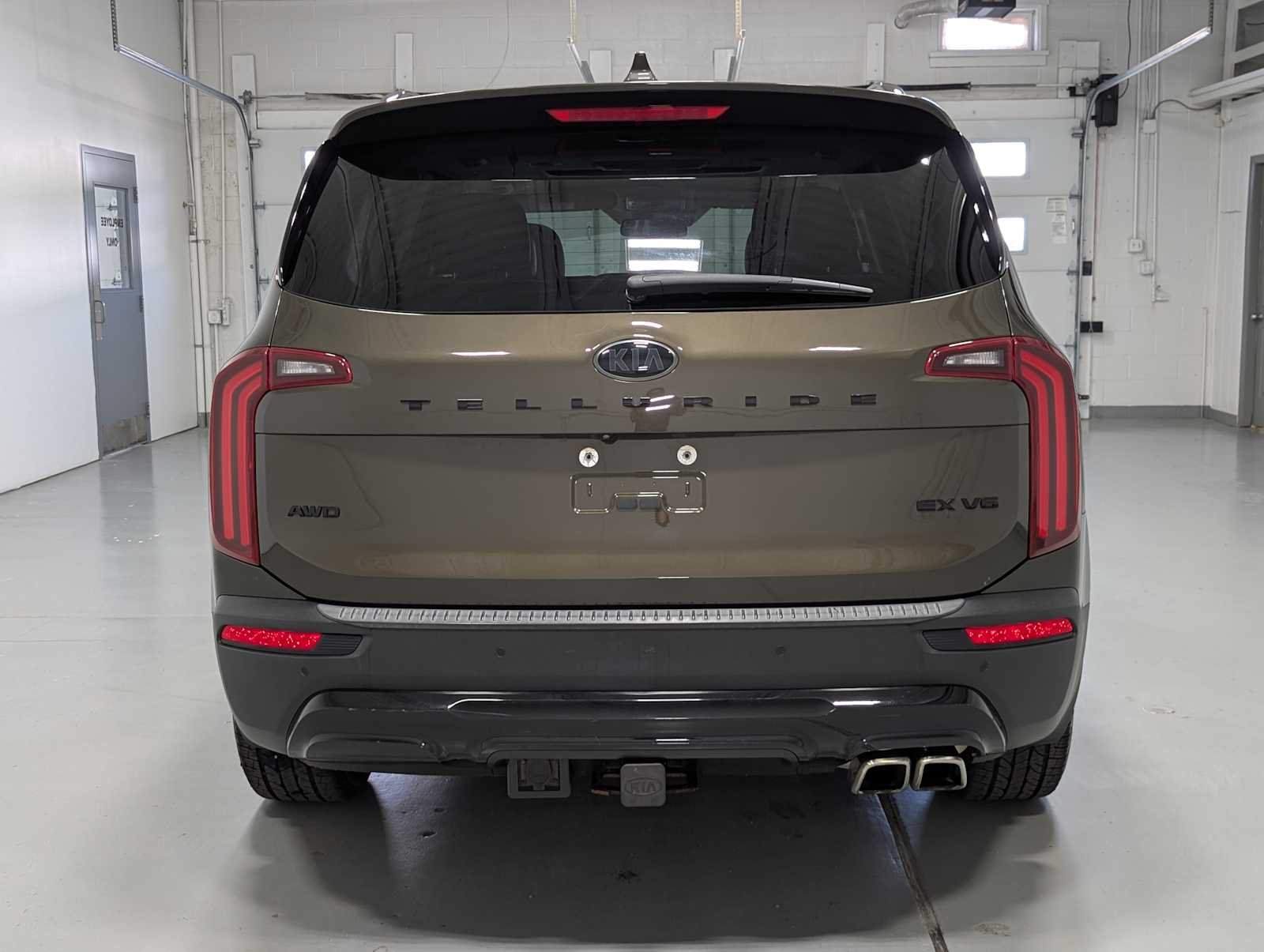 Used 2021 Dark Moss Kia EX image 9