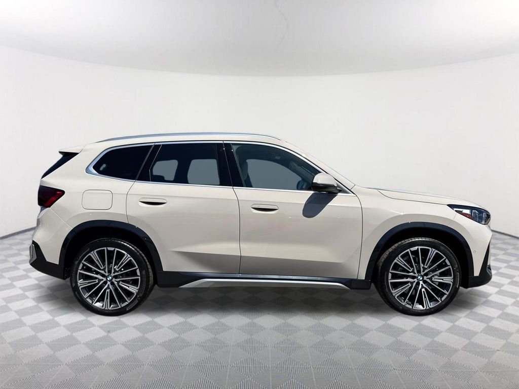 New 2027 Dune Grey Metallic BMW xDrive28i image 3