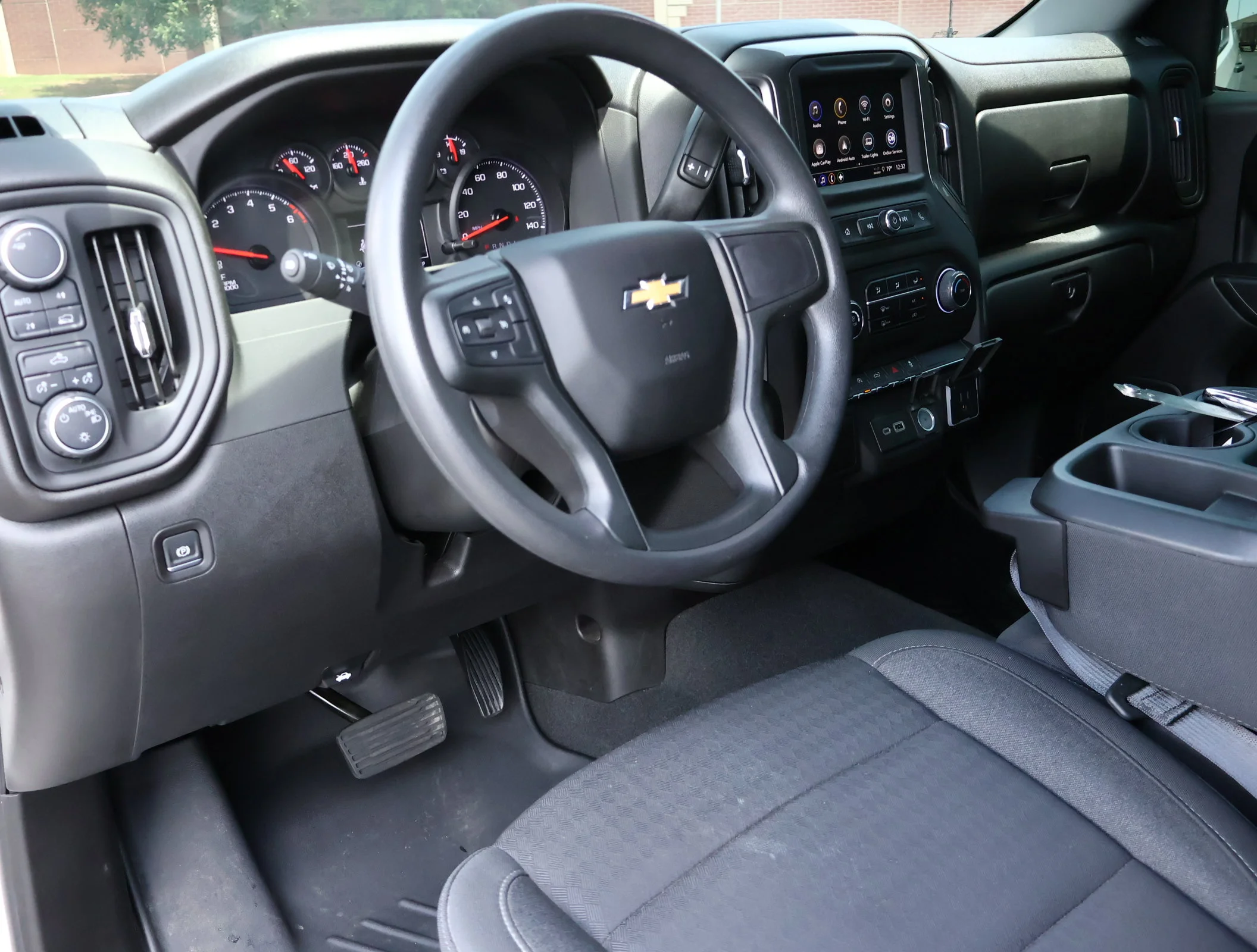 Used 2025 Summit White Chevrolet Custom image 3