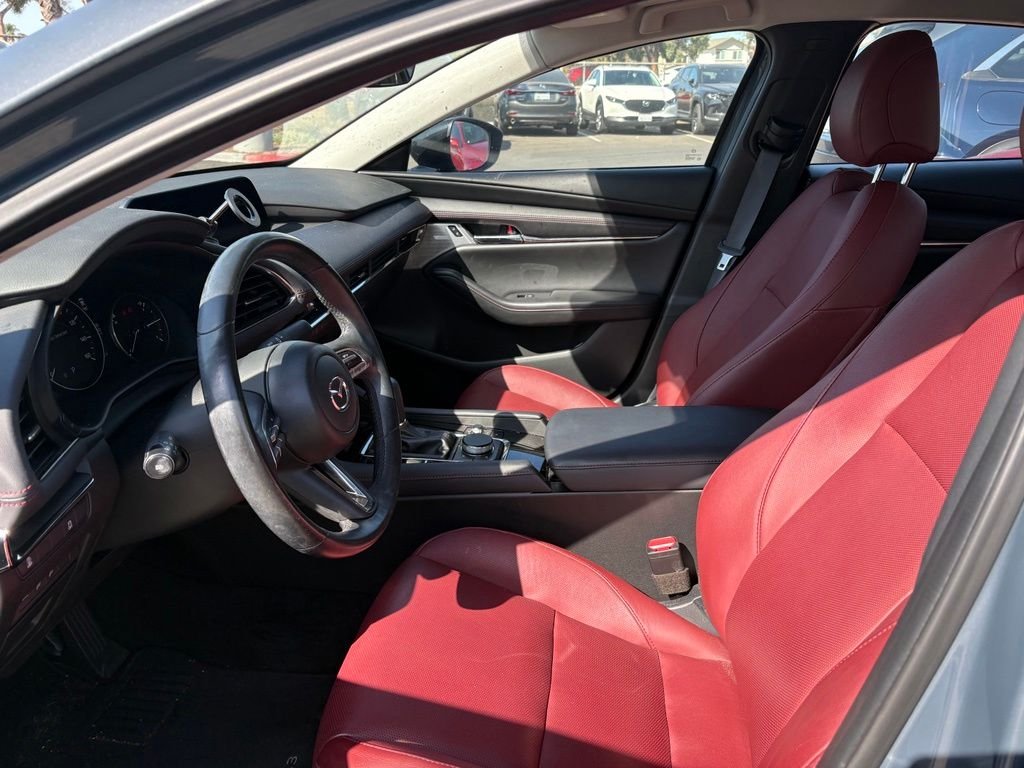 Certified Used 2023 Gray Metallic Mazda 2.5 S Carbon Edition image 12