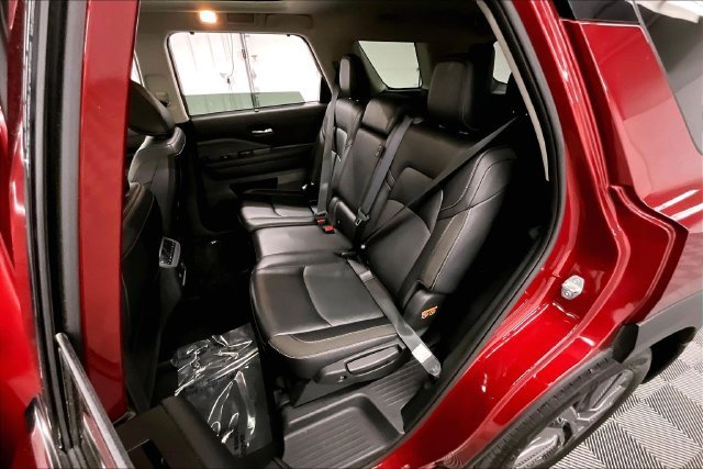 Used 2024 Scarlet Ember Nissan SL image 25