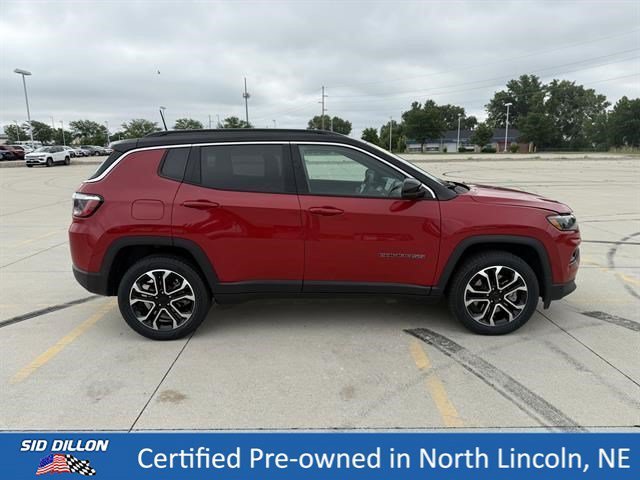 Used 2023 Redline Pearlcoat Jeep Limited image 3