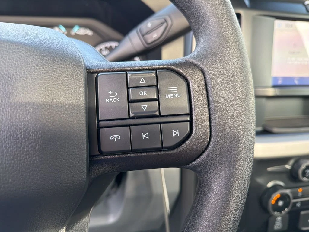 New 2025 Oxford White Ford F-250® XL image 14