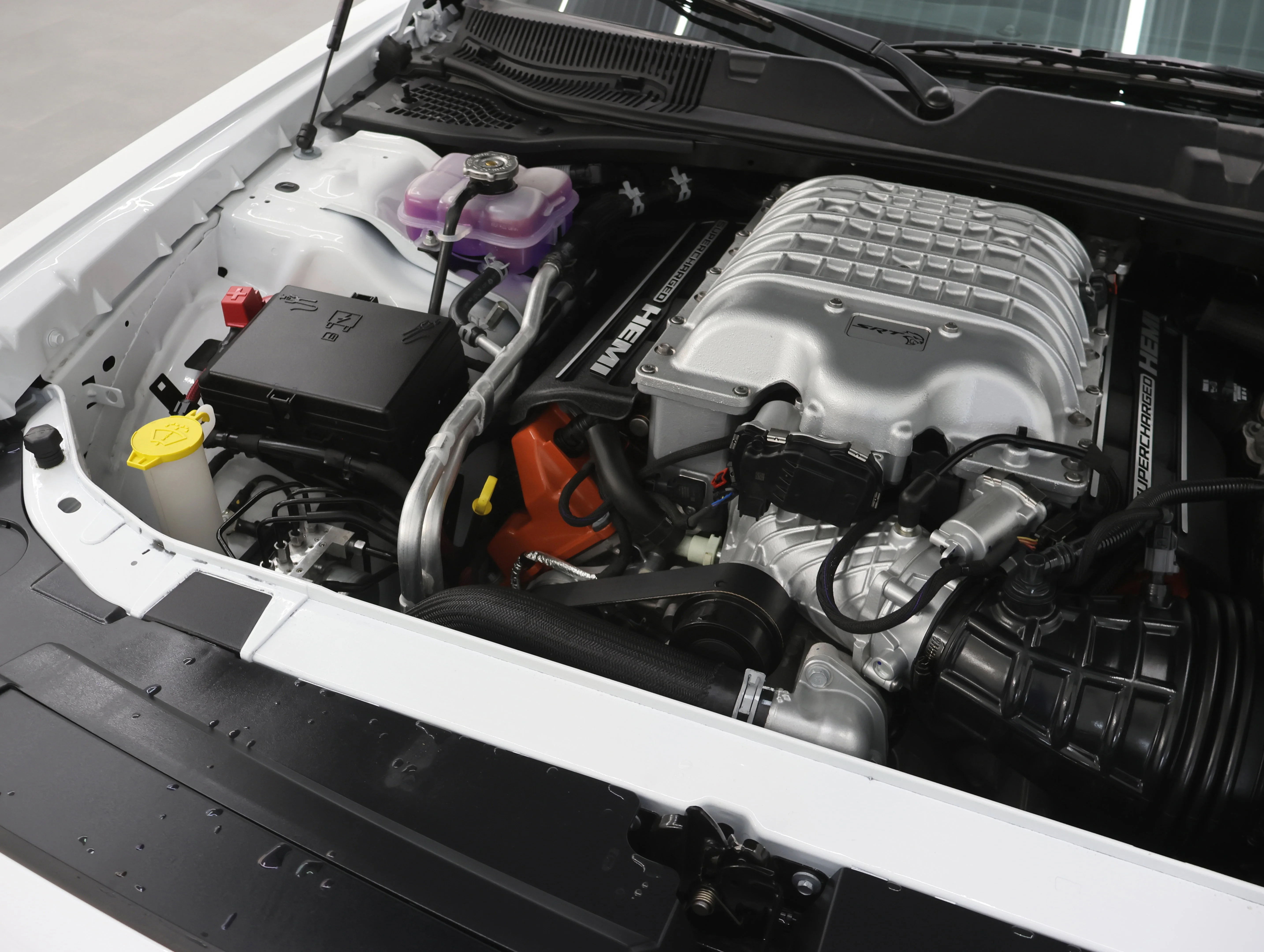 Used 2023 White Knuckle Clearcoat Dodge SRT Hellcat Jailbreak image 18
