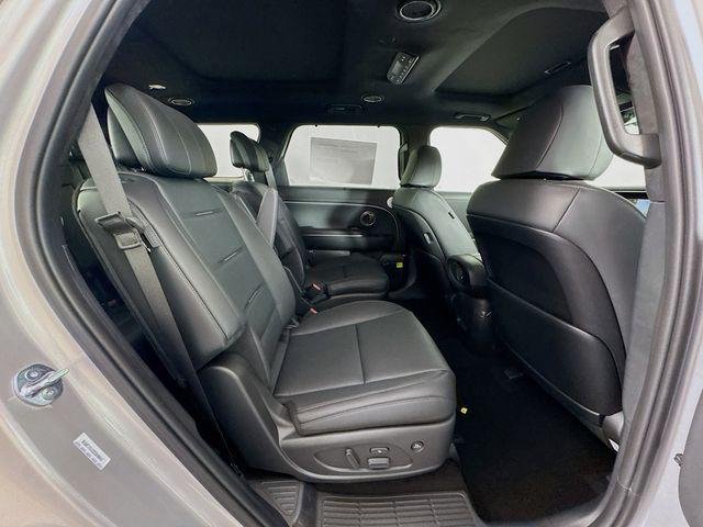 New 2026 Silver Hyundai Calligraphy FWD image 50