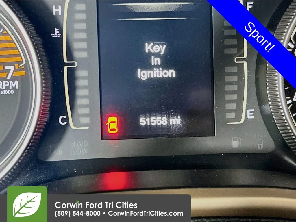 Used 2017 Jeep Cherokee Sport with VIN 1C4PJMAB8HW558447 for sale in Pasco, WA