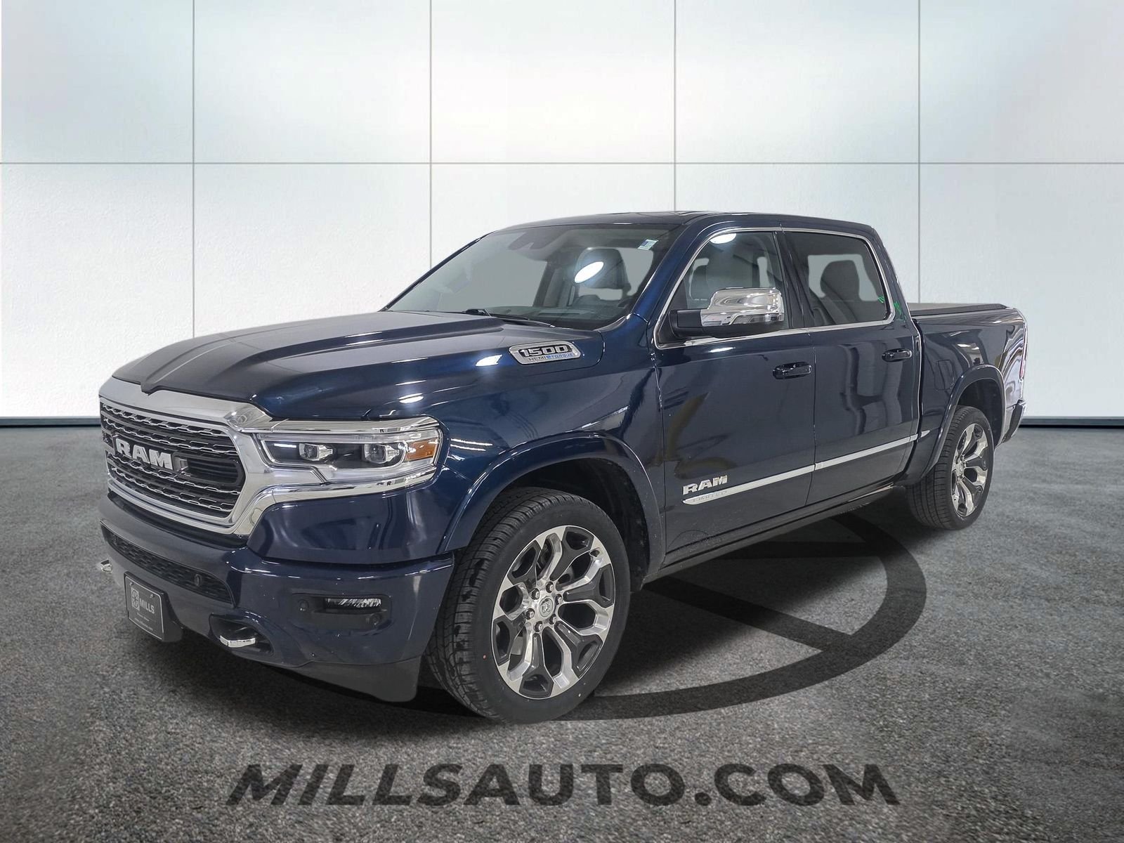 Used 2024 RAM Ram 1500 Pickup Limited with VIN 1C6SRFHT6RN117654 for sale in Willmar, Minnesota
