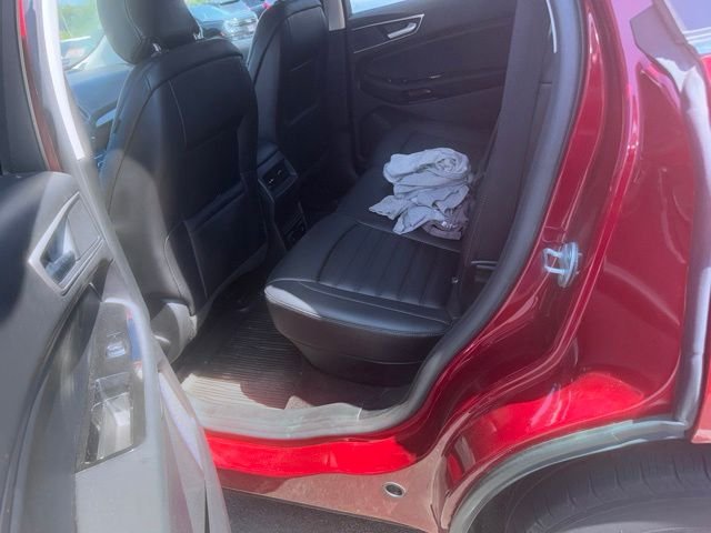 Used 2019 Red Ford SEL image 6