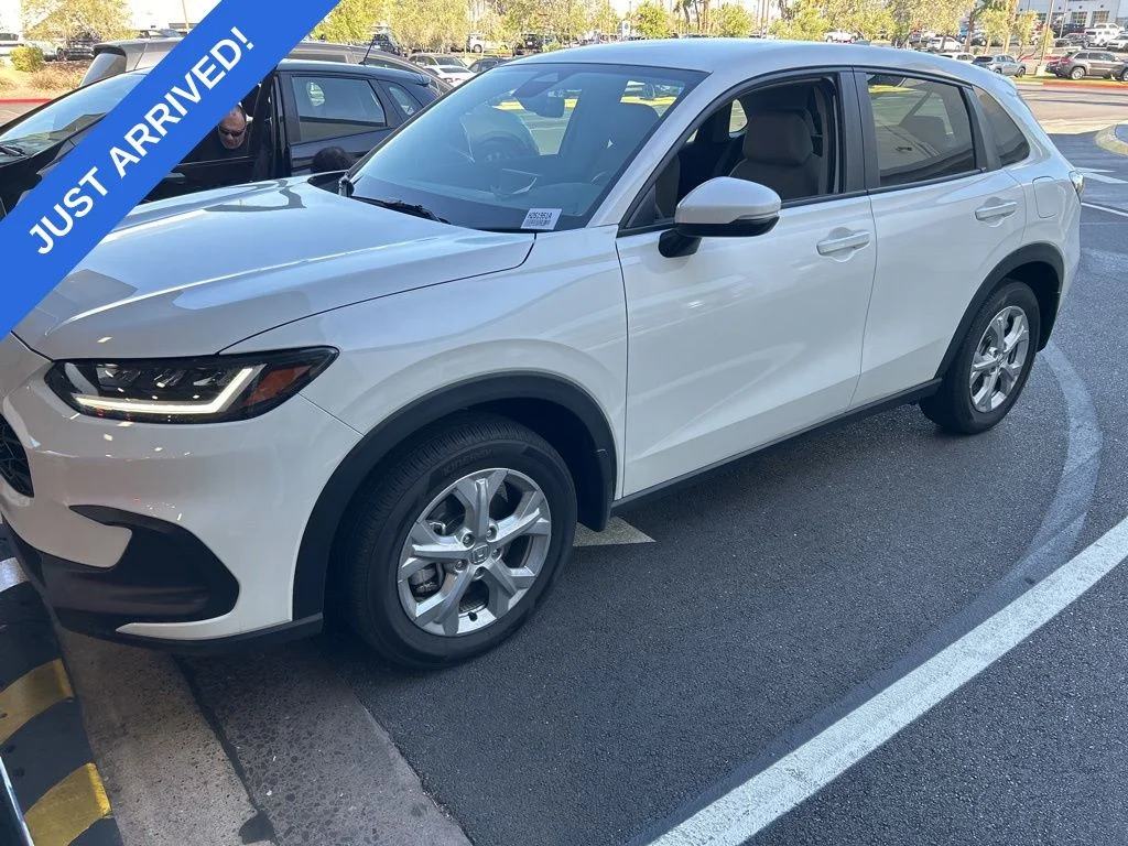 2024 Honda HR-V LX 2WD's photo