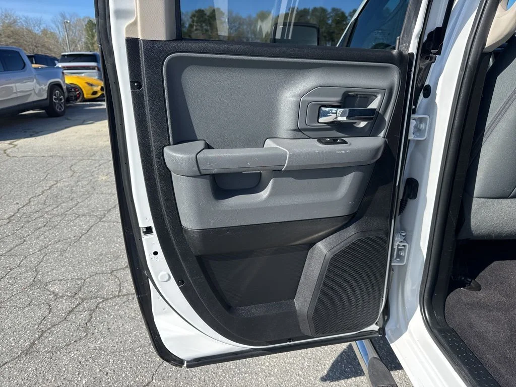 Used 2017 White Ram SLT image 23