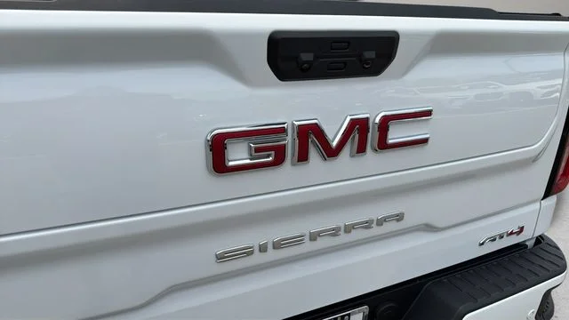 Used 2026 White GMC AT4 image 39