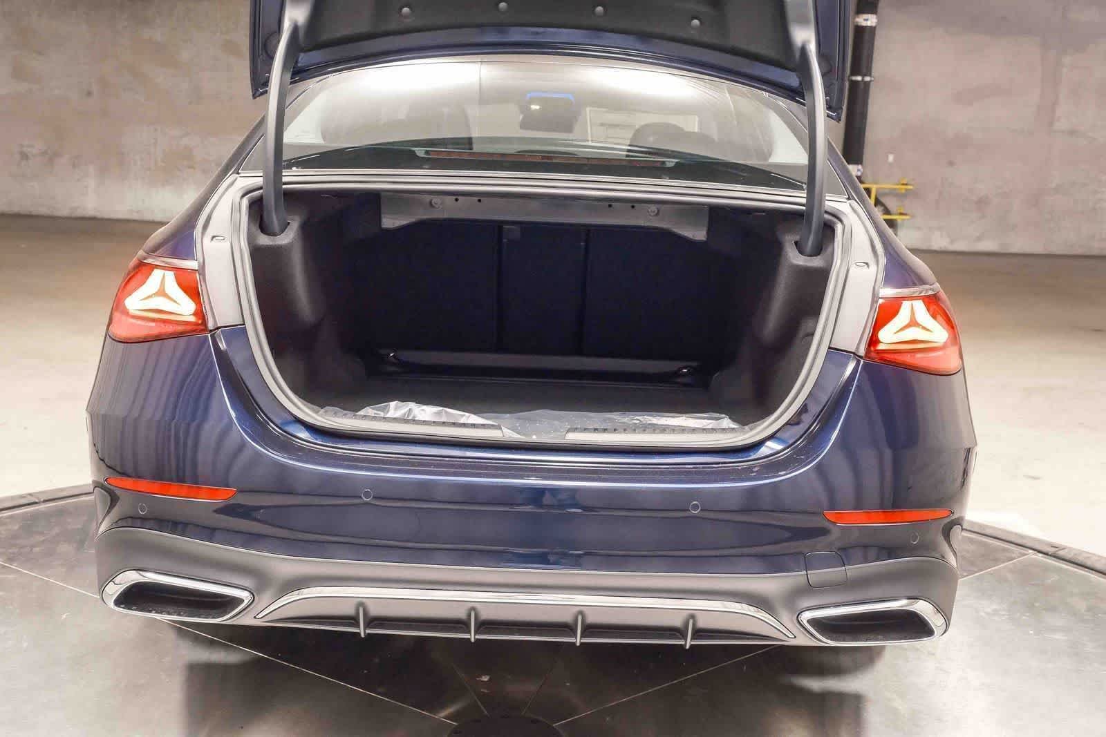 New 2026 Nautical Blue Metallic Mercedes-Benz E 350 image 29