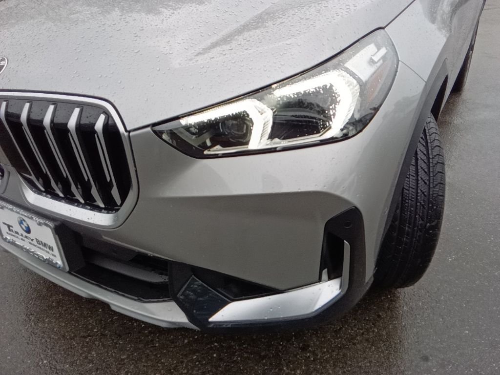Certified Used 2023 Space Silver Metallic BMW xDrive28i image 29
