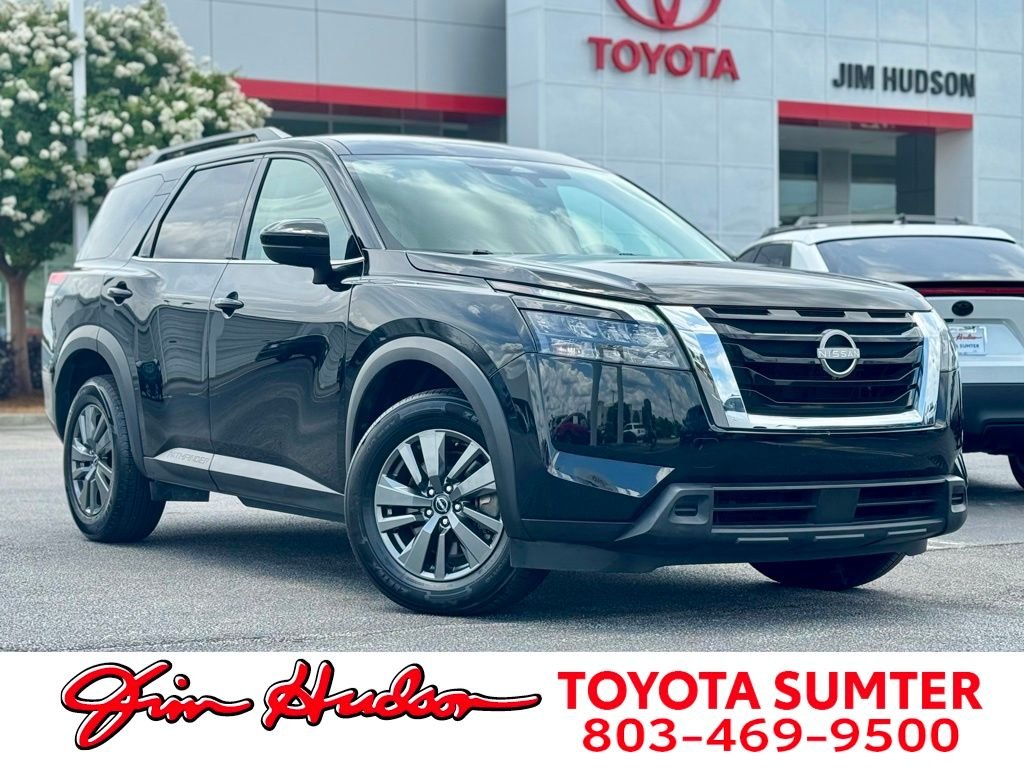 2024 Nissan Pathfinder SV 2WD's photo