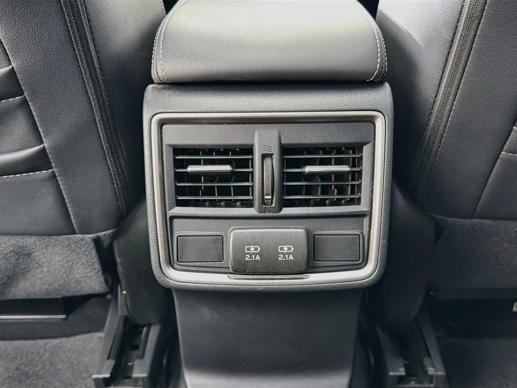 Used 2023 Magnetite Gray Metallic Subaru Limited image 27