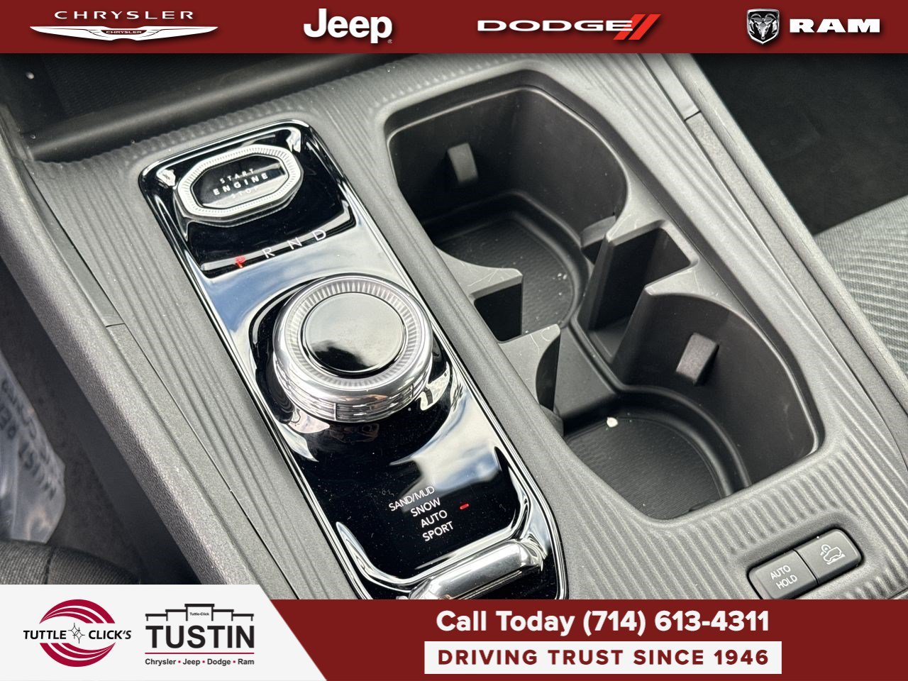 New 2027 41 Paint Jeep Laredo image 26