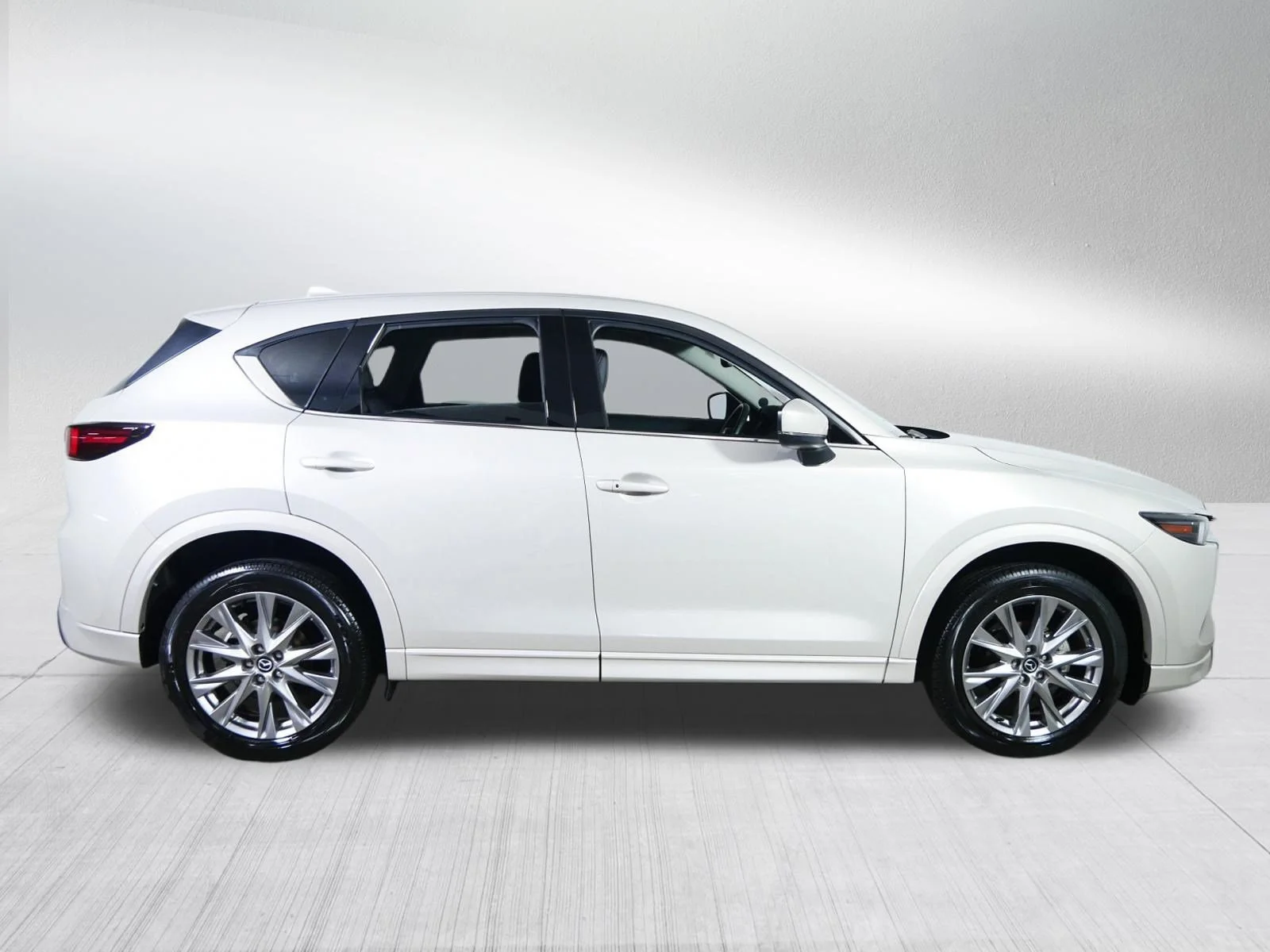Used 2024 Platinum Quartz Metallic Mazda 2.5 S Premium Plus Package image 8