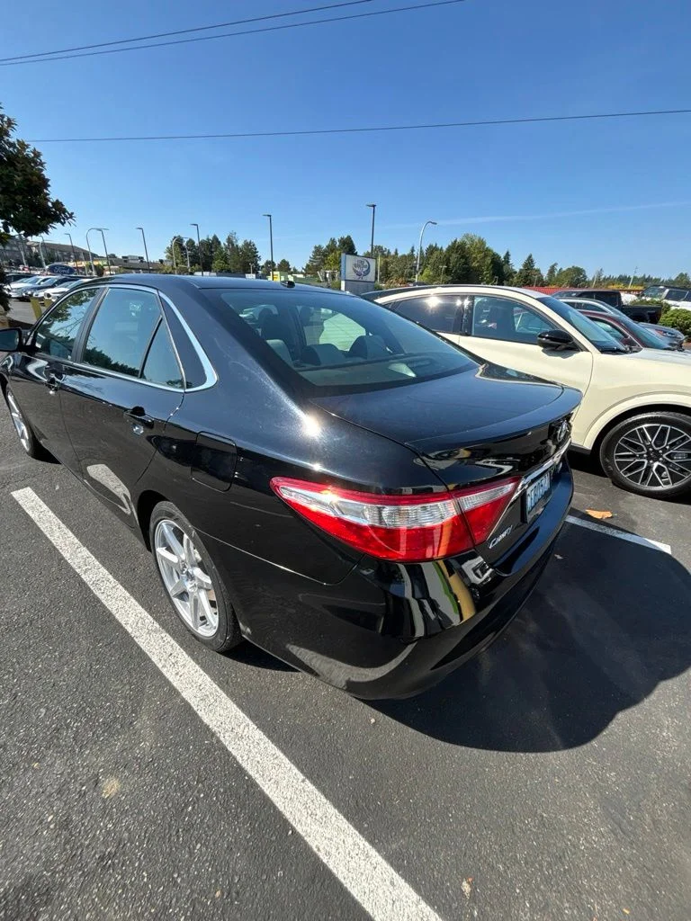 Used 2015 Attitude Black Toyota XSE V6 image 5