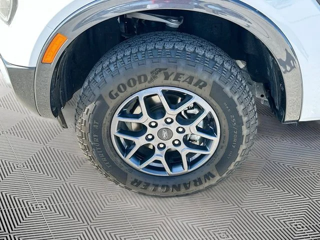 Used 2024 White Ford XLT image 29