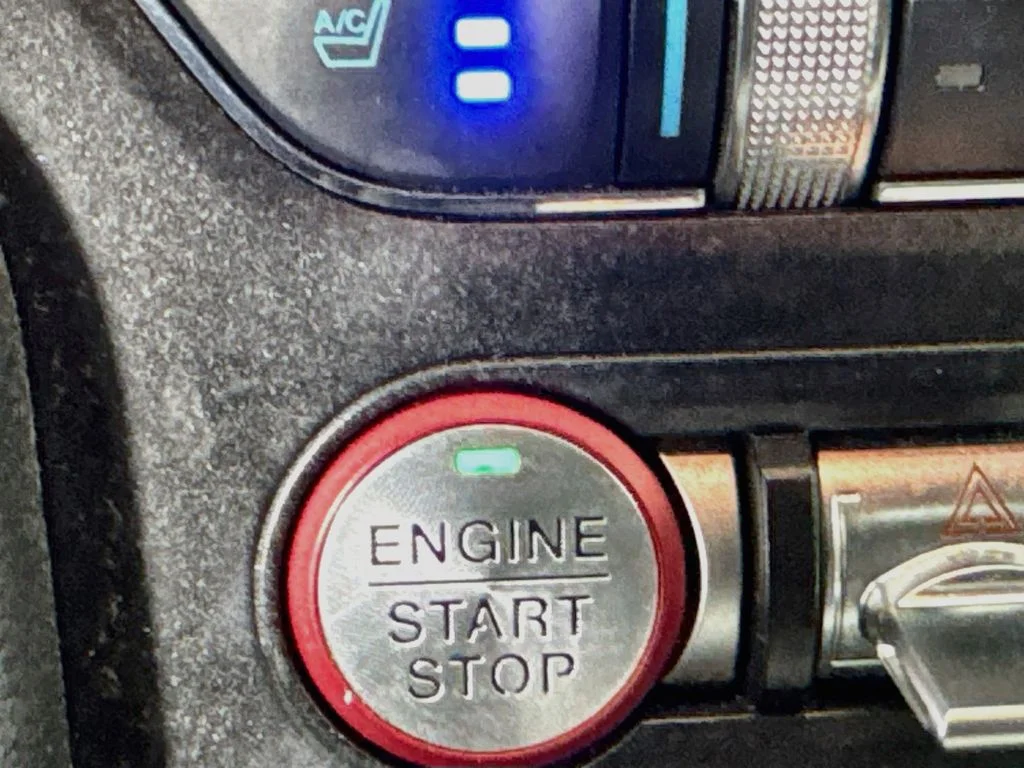 Used 2018 Black Ford GT Premium image 19