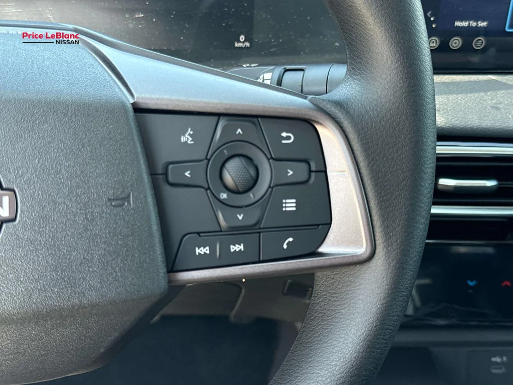 New 2027 Atlantic Gray Metallic Nissan SV image 14