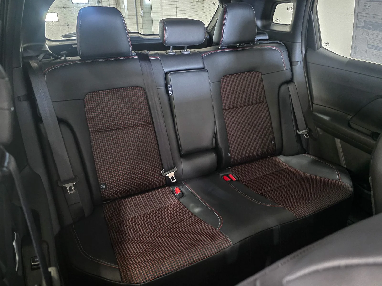 New 2026 Gun Metallic / Scarlet Ember Tintcoat Two-tone Nissan SR image 20
