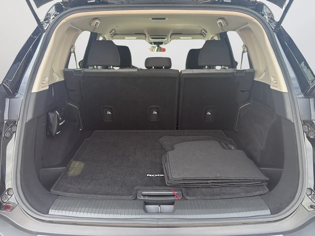 Used 2023 Black Nissan SV image 35