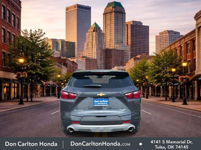 Used 2022 Iron Gray Chevrolet LT image 5