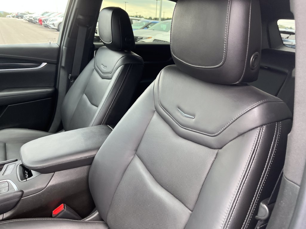 Used 2023 White Cadillac Premium Luxury image 14