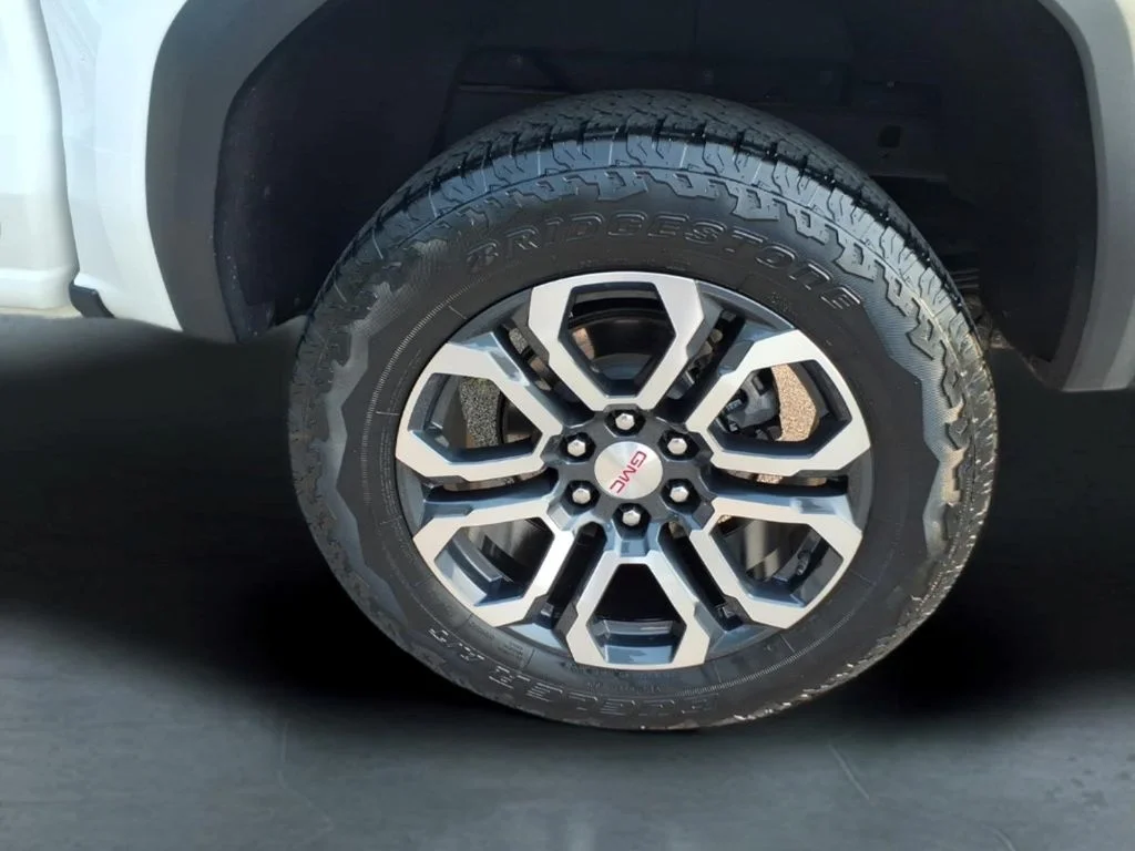 Used 2023 White GMC AT4 image 14