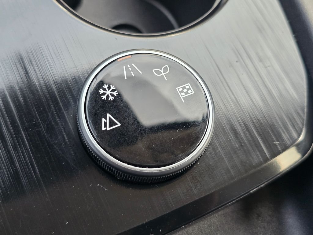 2021 Nissan Rogue SV - Photo 6