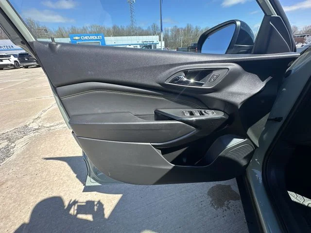Used 2026 Green Chevrolet ACTIV image 25