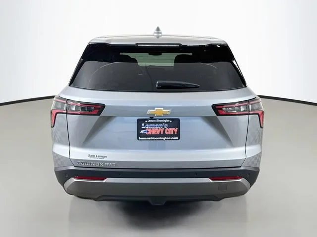 New 2027 Sterling Gray Metallic Chevrolet LT image 7